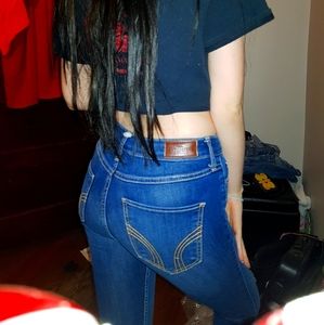 Hollister skinny Jean's mildly distressed denim